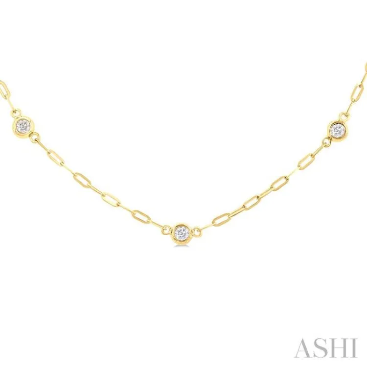 1/4 ctw Bezel Set Round Cut Diamond Paper Clip Station Necklace in 14K Yellow Gold