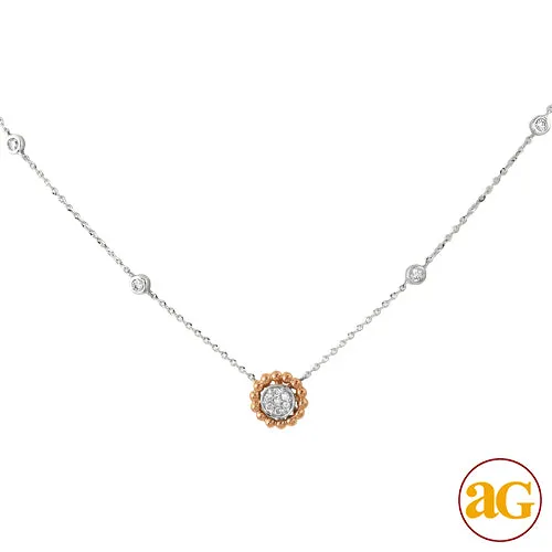 14KW R 0.25CTW DIAMOND NECKLACE - ROUND CLUSTER