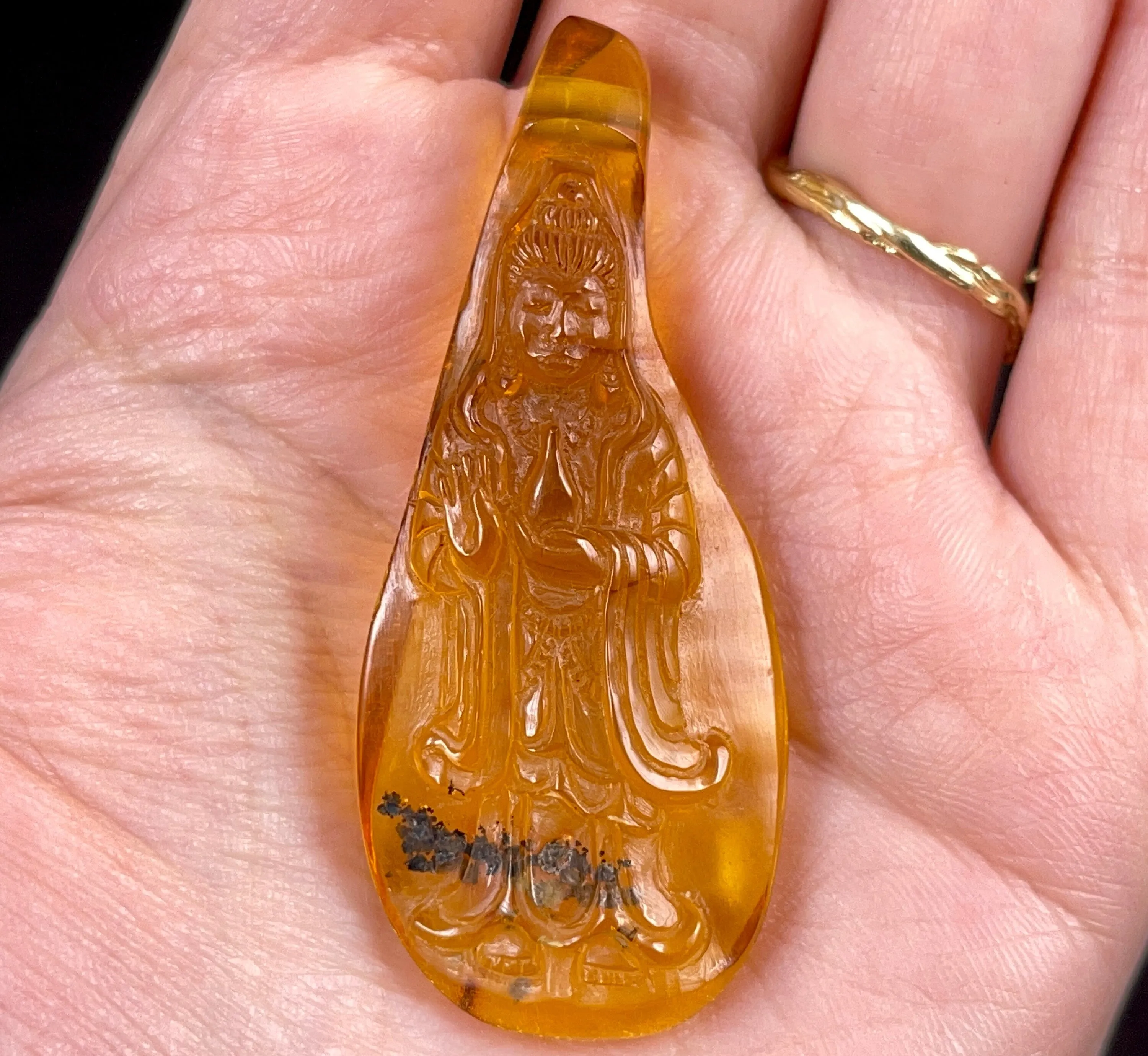 AMBER Crystal Kuan Yin - Crystal Carving, Housewarming Gift, Home Decor, Healing Crystals and Stones, 52673