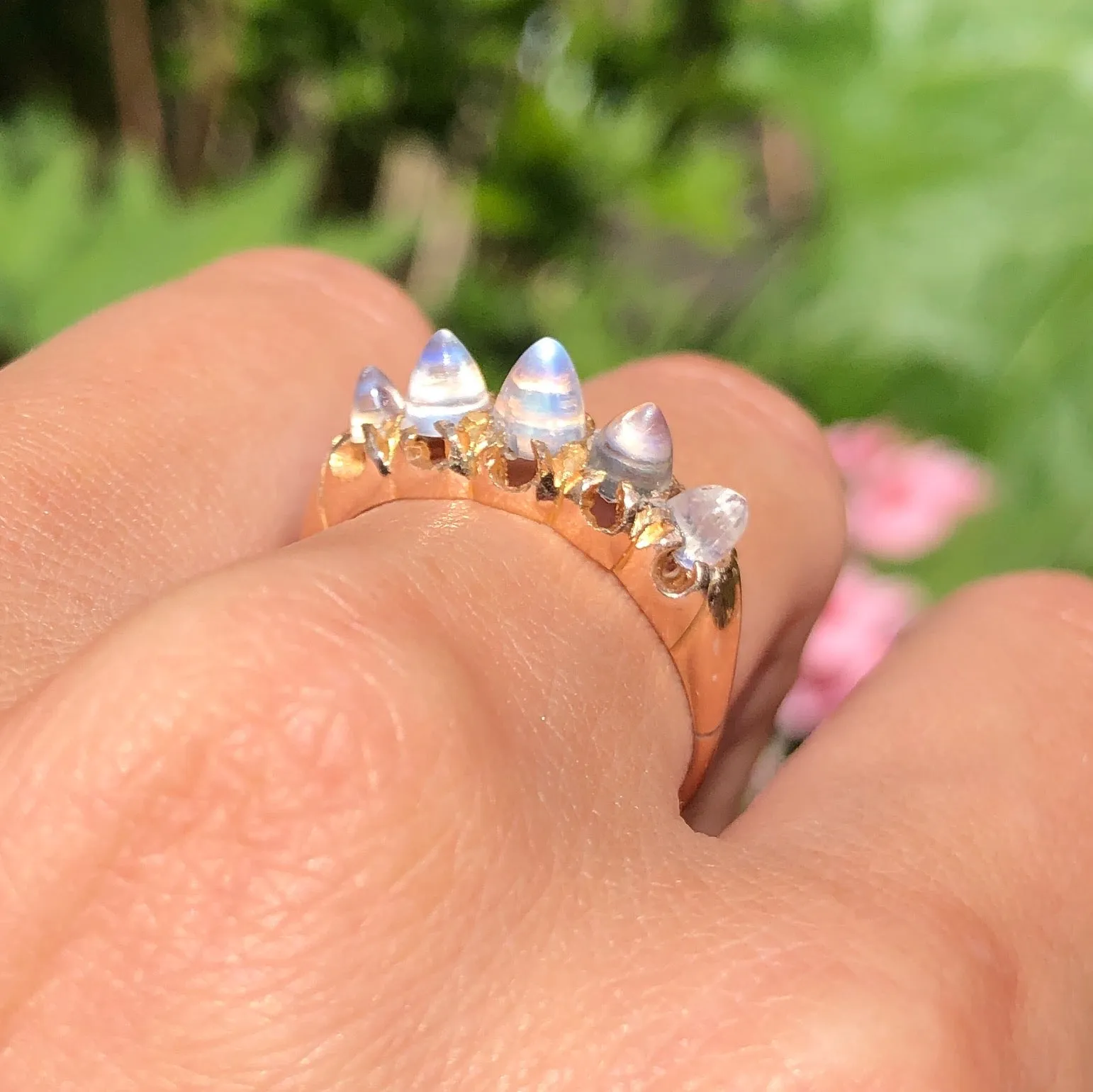 Antique 9ct Gold Moonstone Bullet Ring