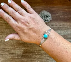 Cuff - Sterling silver Bracelet with Kingman turquoise