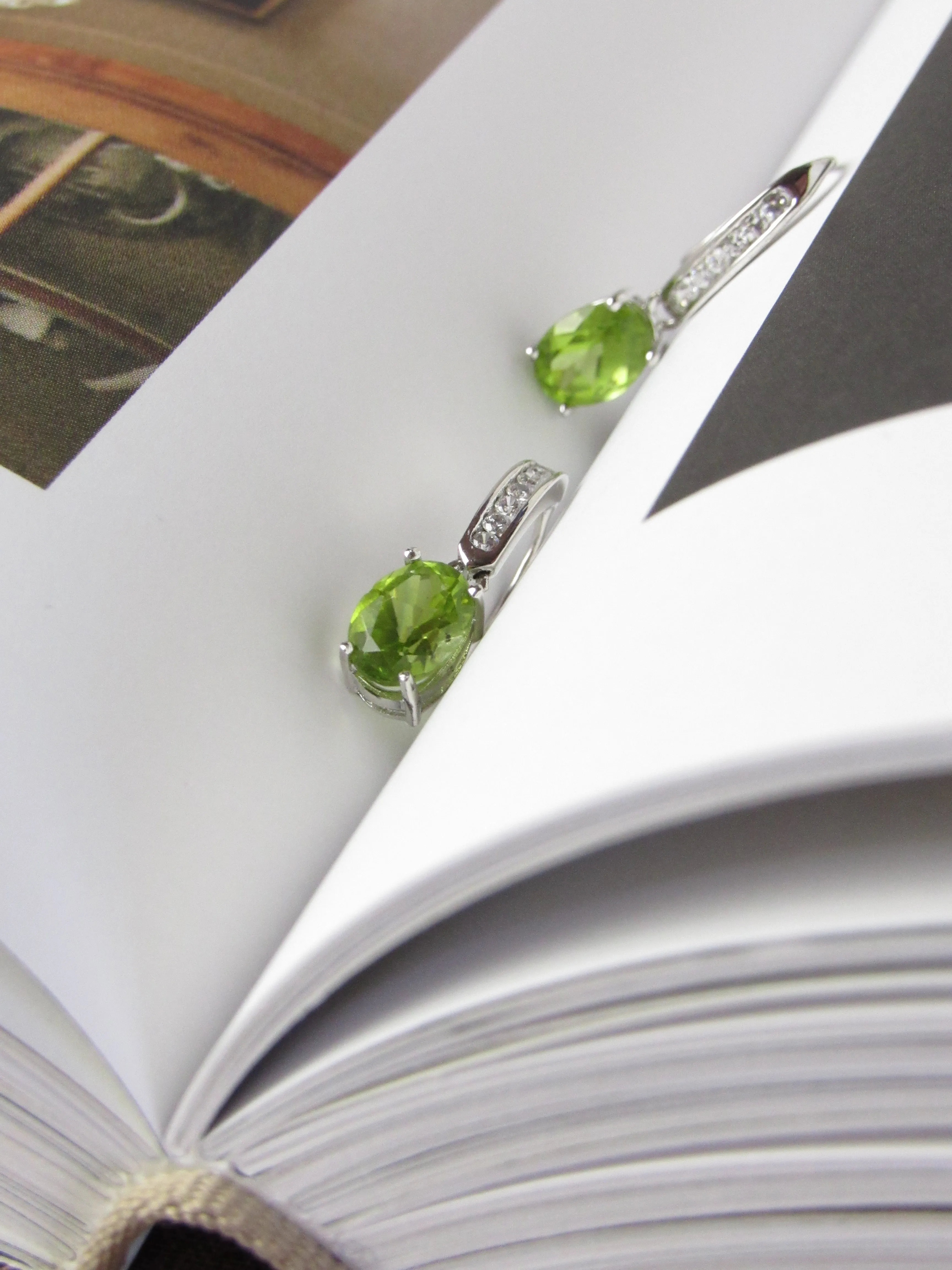 Dainty 6 Carats Oval Peridot Drop Earrings