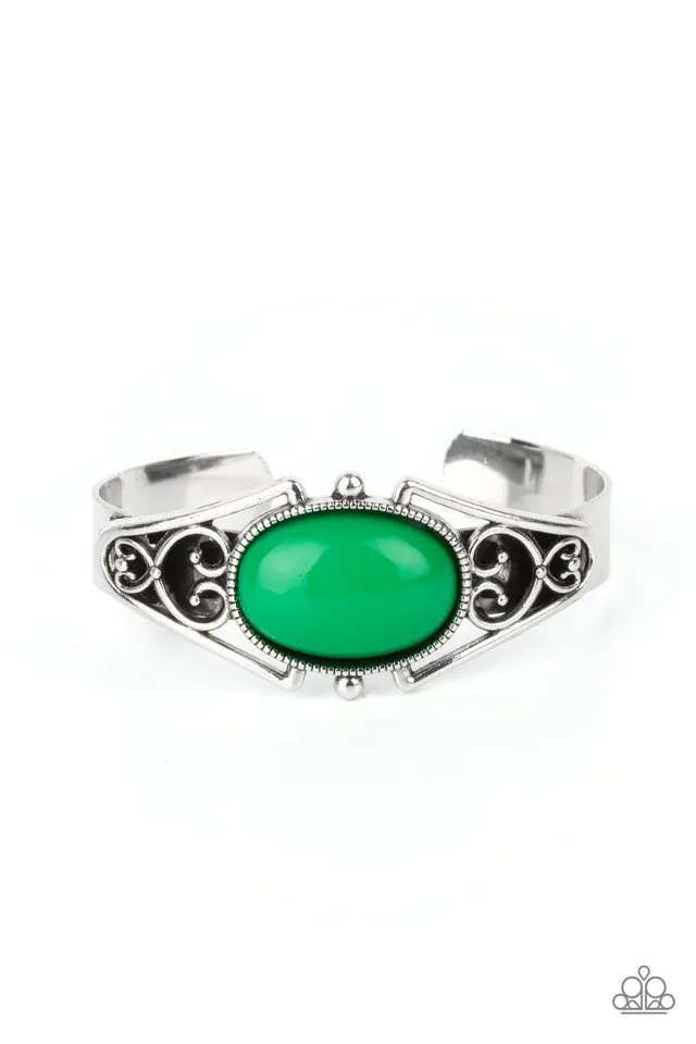 Paparazzi Bracelet ~ Springtime Trendsetter - Green