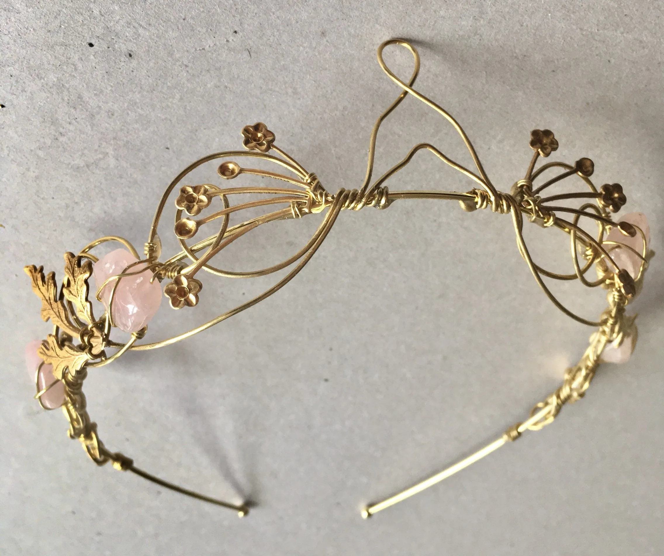 The ANAIS Rose Quartz Leaf Crown